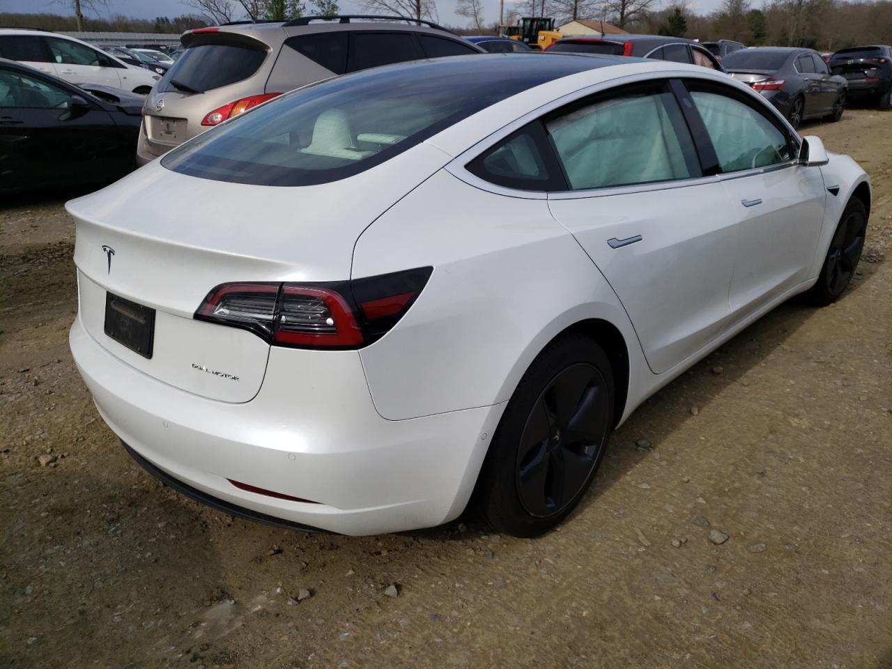 Photo 4 from auction – 2020 TESLA MODEL 3 with VIN 5YJ3E1EB5LF639690