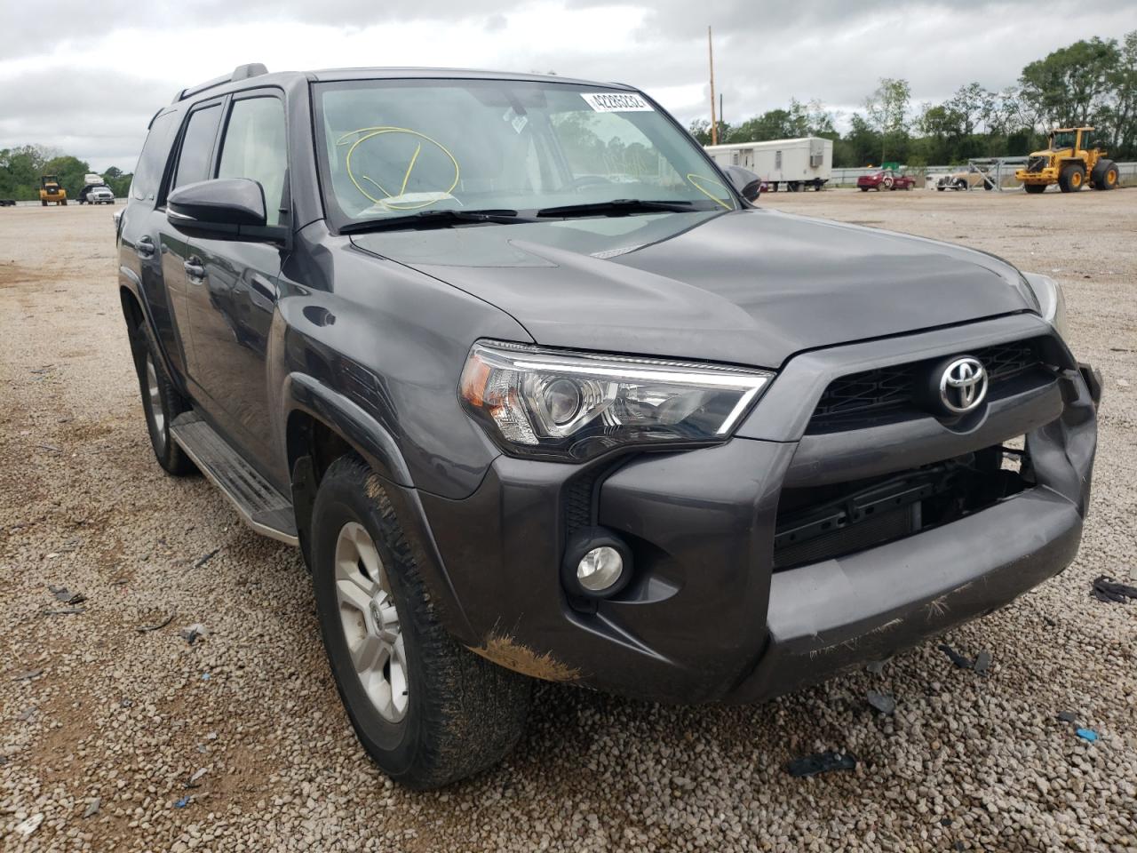 TOYOTA 4RUNNER SR 2019 with VIN JTEZU5JR6K5211548 - Photo from auction