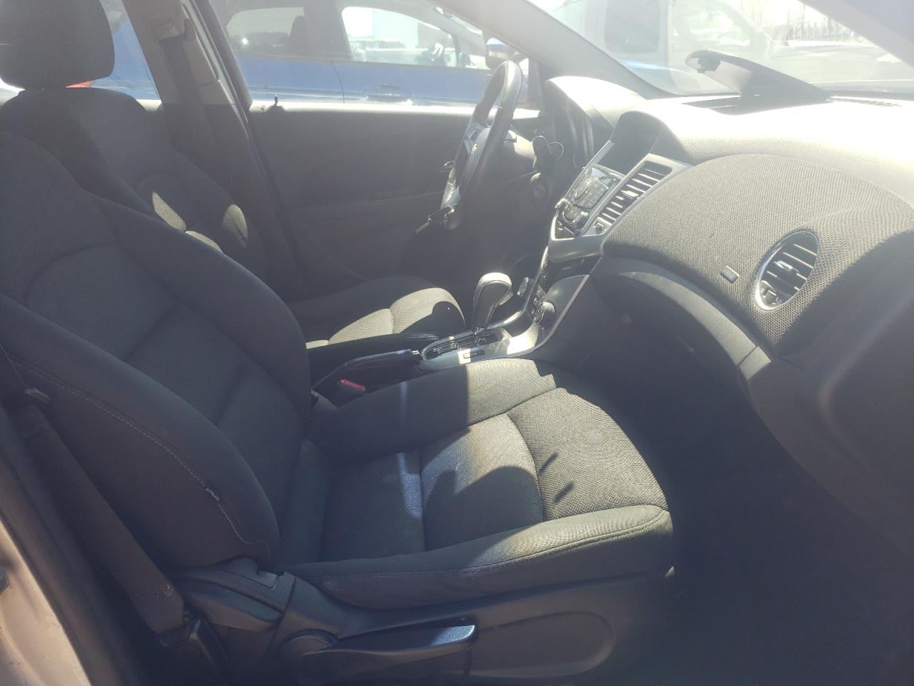 Photo 5 from auction – 2012 CHEVROLET CRUZE LT with VIN 1G1PF5SC2C7199493