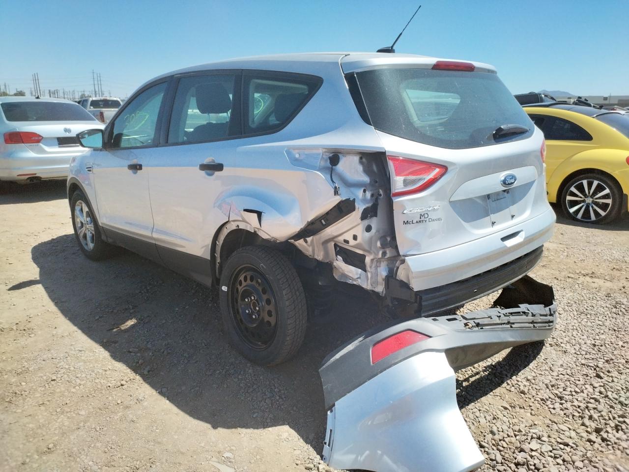 Photo 3 from auction – 2016 FORD ESCAPE S with VIN 1FMCU0F71GUB88922