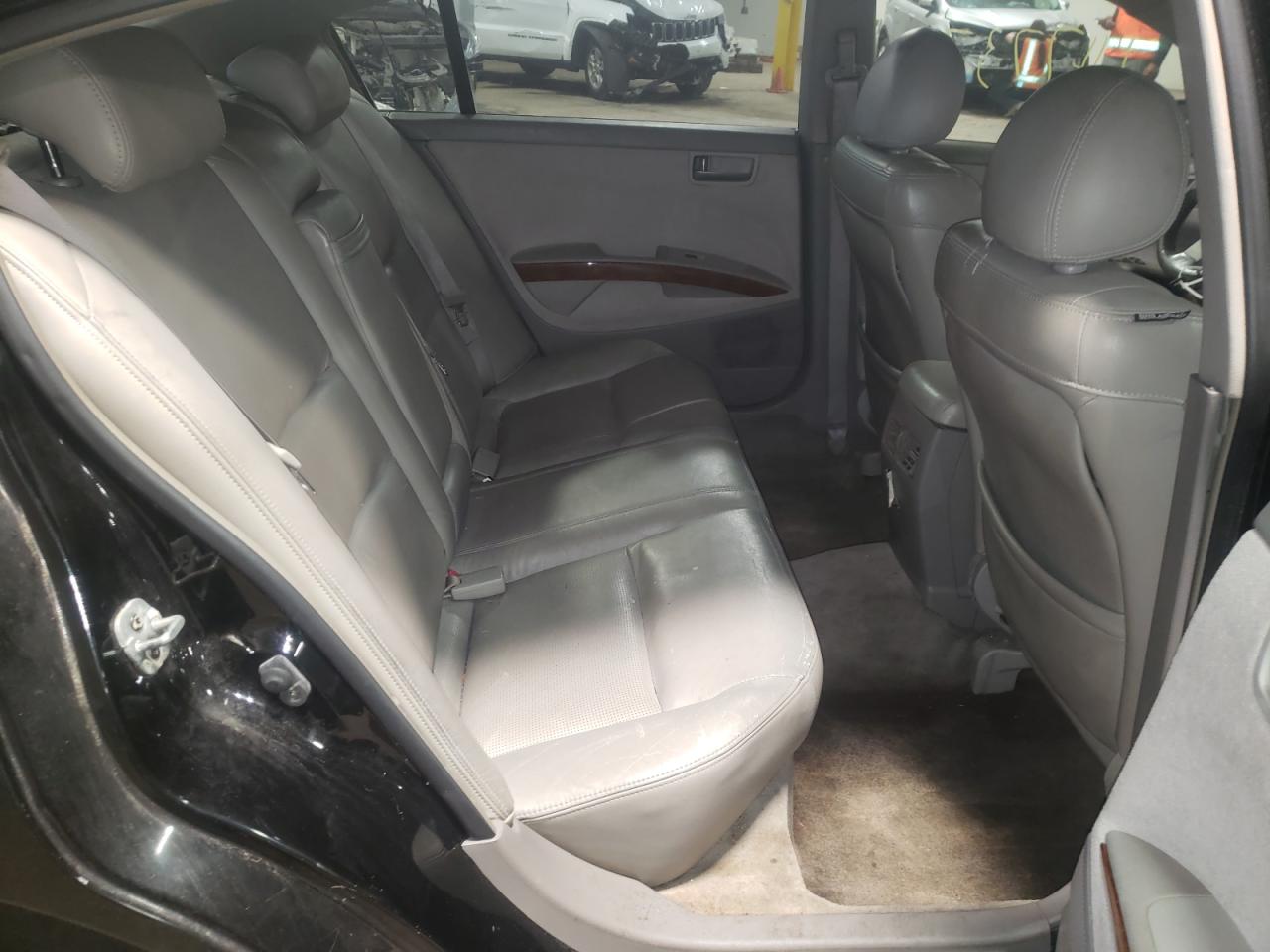 Photo 6 from auction – 2004 NISSAN MAXIMA SE with VIN 1N4BA41E84C881208