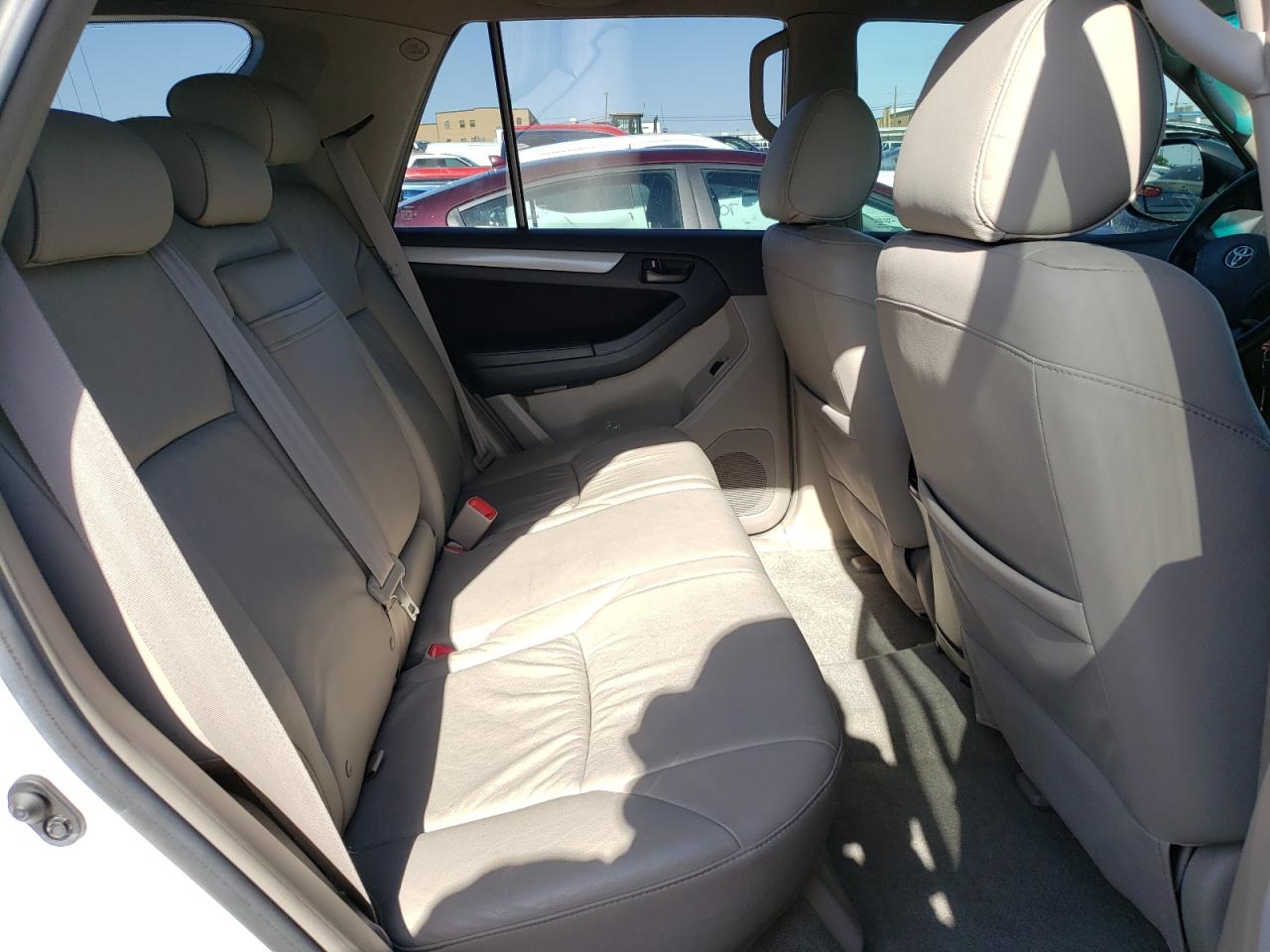 Photo 6 from auction – 2008 TOYOTA 4RUNNER SR with VIN JTEZU14R08K017158