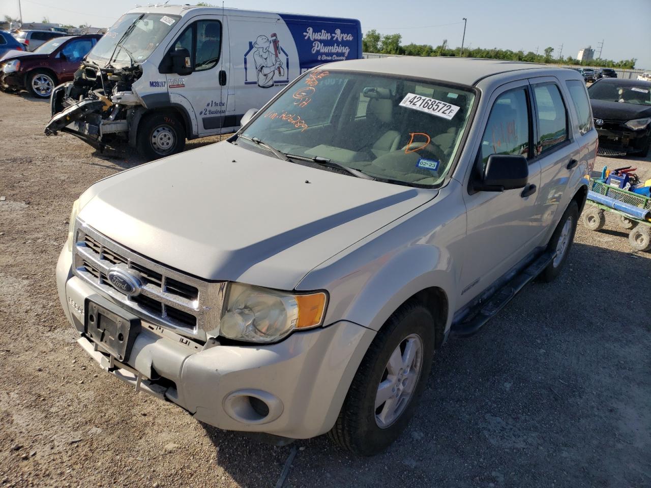 Photo 2 from auction – 2008 FORD ESCAPE XLS with VIN 1FMCU02Z08KA06289