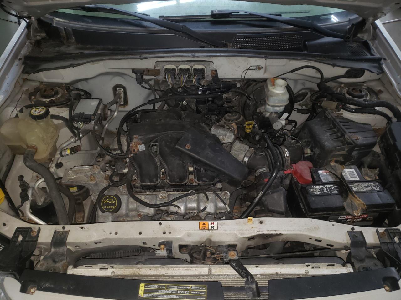 Photo 7 from auction – 2008 FORD ESCAPE LIM with VIN 1FMCU94148KA05478
