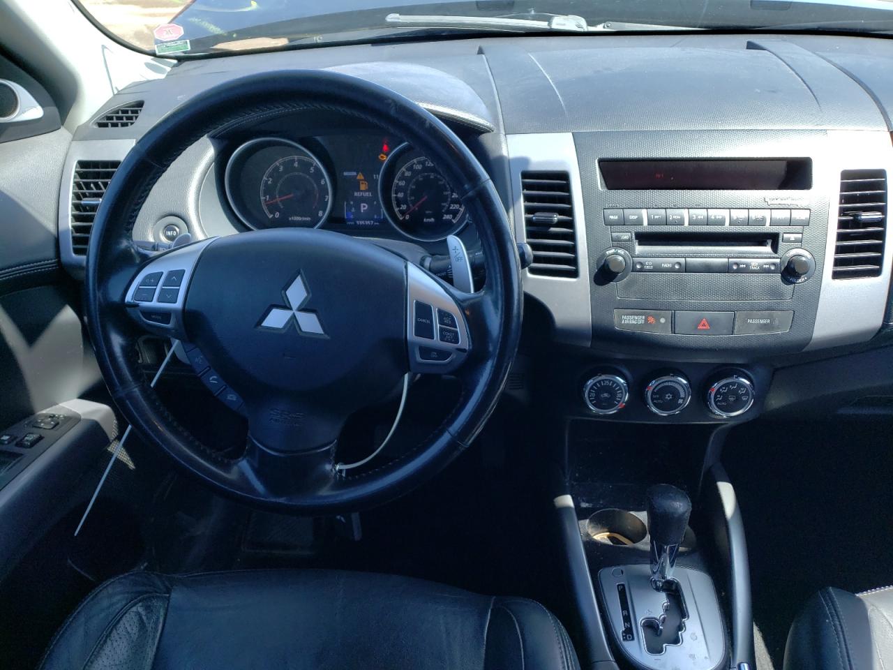 Photo 9 from auction – 2010 MITSUBISHI OUTLANDER with VIN JA4JT5AX1AZ607715