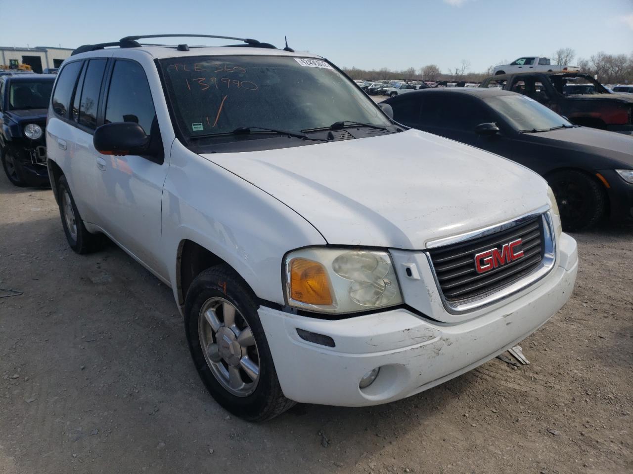 GMC ENVOY 2005 z numerem VIN 1GKDT13S552139990 - Zdjęcie z aukcji