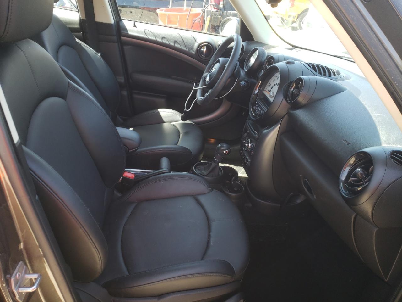 صورة رقم 5 من المزاد - 2014 MINI COOPER S C مع VIN WMWZC3C51EWT01014