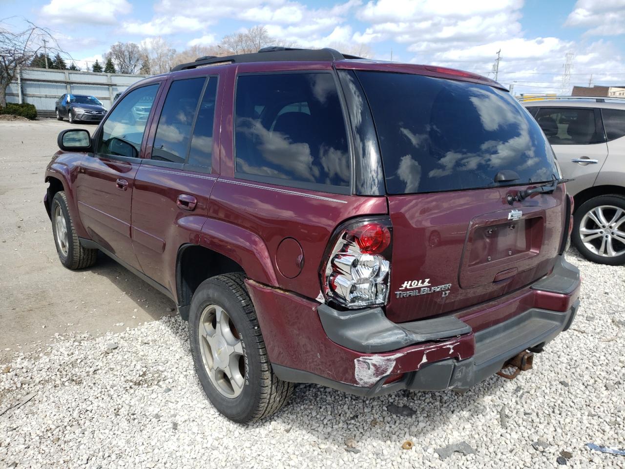 Photo 3 from auction – 2005 CHEVROLET TRAILBLAZE with VIN 1GNDS13S252322849