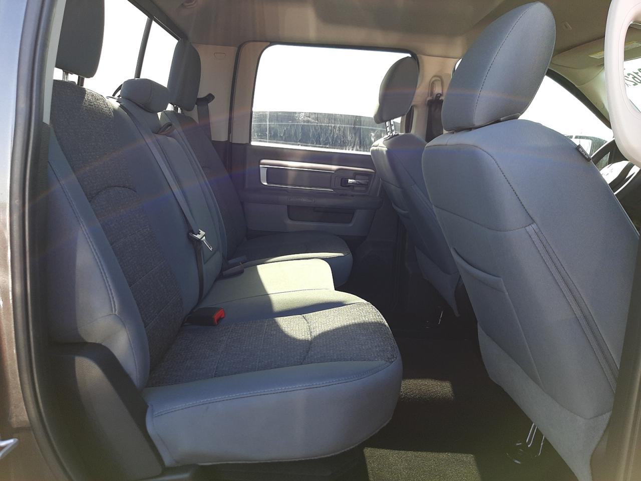 Photo 6 from auction – 2017 RAM 1500 SLT with VIN 3C6RR6LT1HG768994