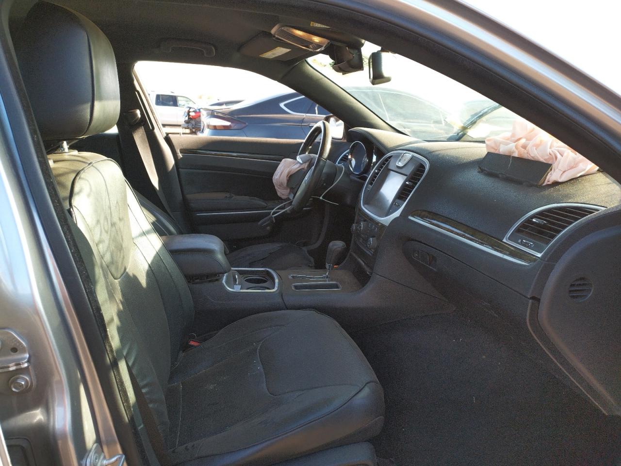 Photo 5 from auction – 2013 CHRYSLER 300C with VIN 2C3CCAET0DH674006