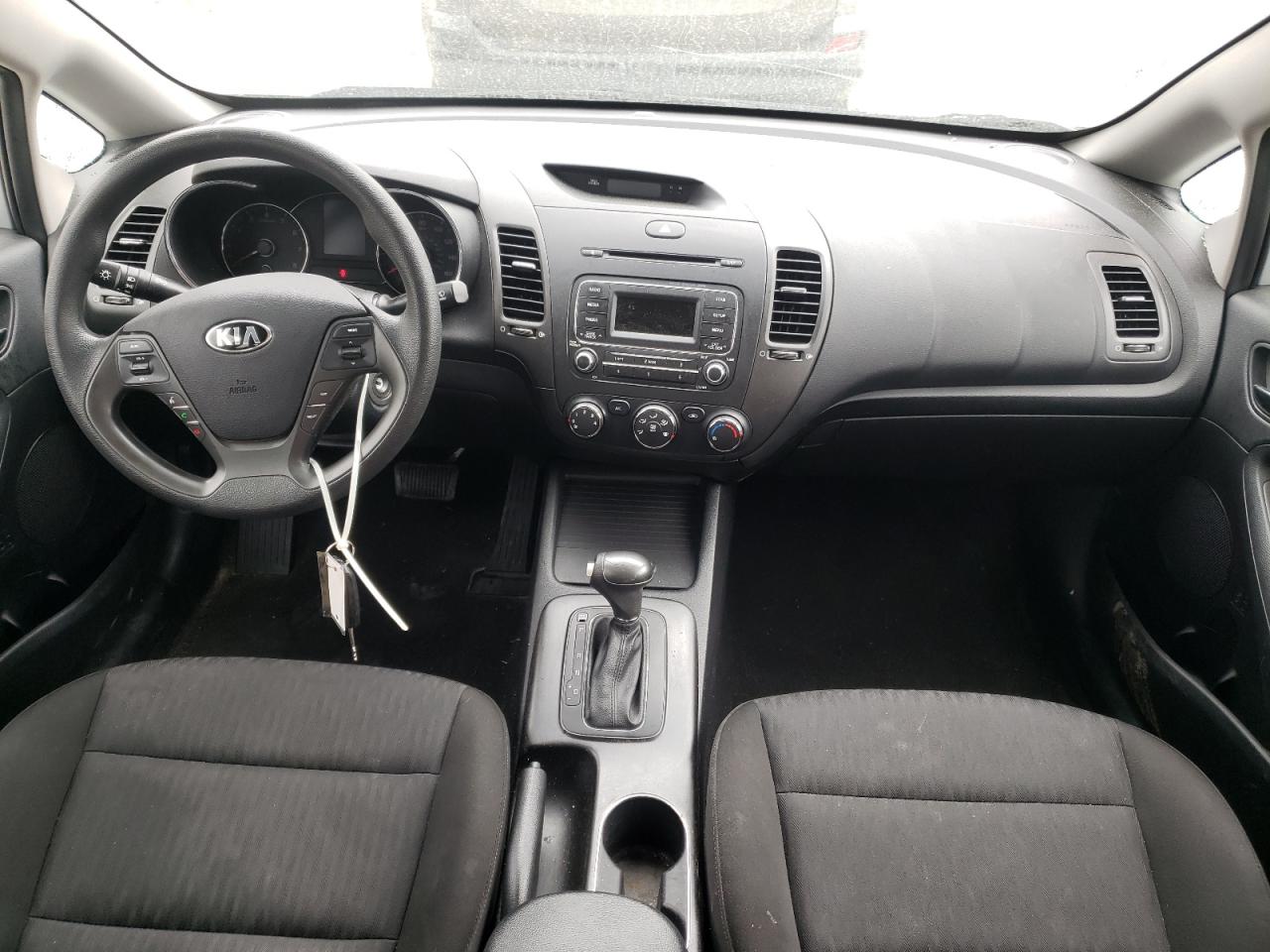Photo 9 from auction – 2016 KIA FORTE LX with VIN KNAFK4A68G5551088