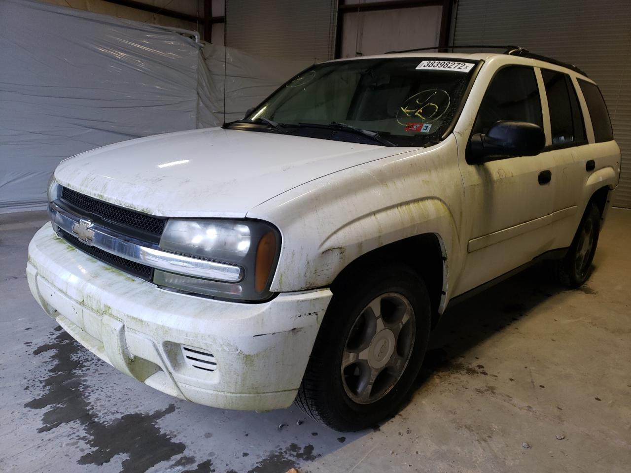 Photo 2 from auction – 2006 CHEVROLET TRAILBLAZE with VIN 1GNDT13S062332567