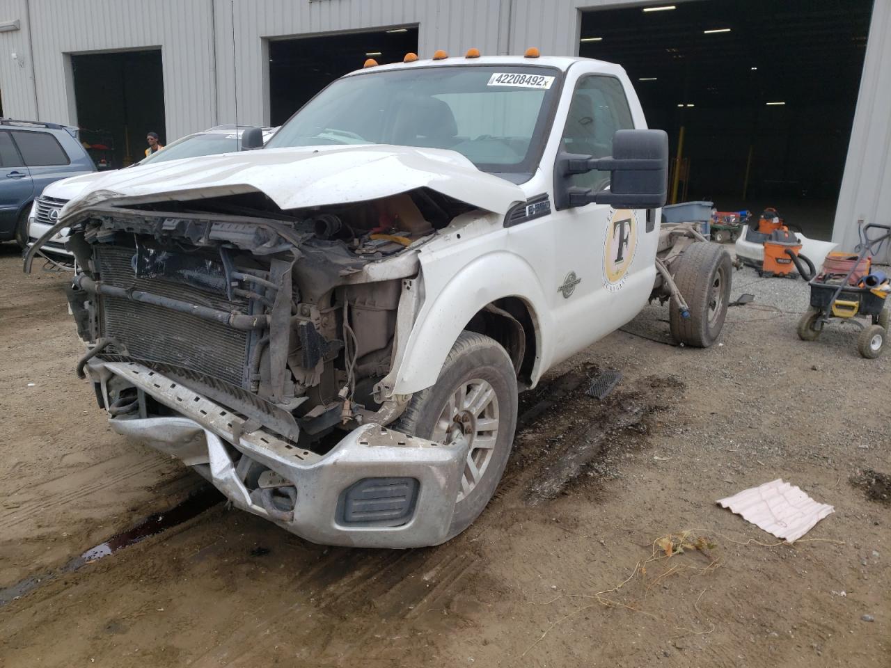 Photo 2 from auction – 2011 FORD F350 SUPER with VIN 1FDRF3ETXBEA52389