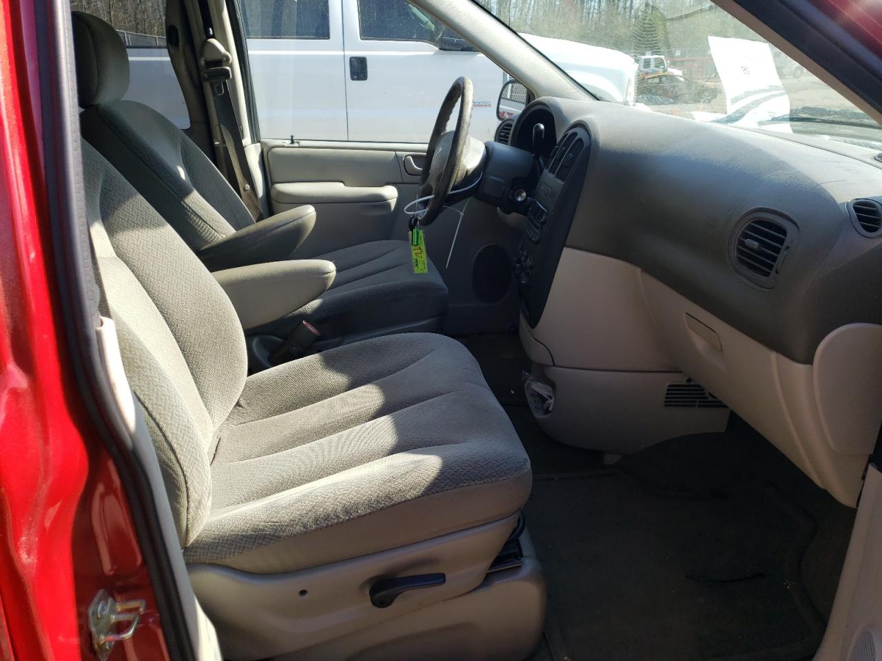 Photo 5 from auction – 2006 DODGE GRAND CARA with VIN 1D4GP24R26B689151