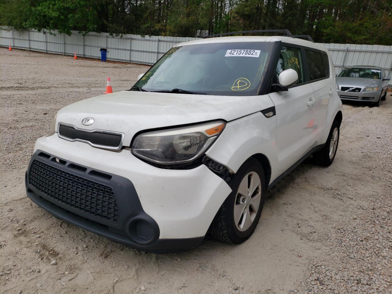 Фото 2 с аукциона – 2014 KIA SOUL с VIN KNDJN2A22E7004356