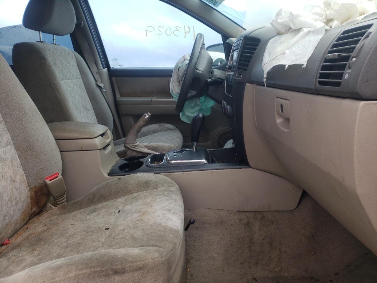 Photo 5 from auction – 2008 KIA SORENTO EX with VIN KNDJD735685844809