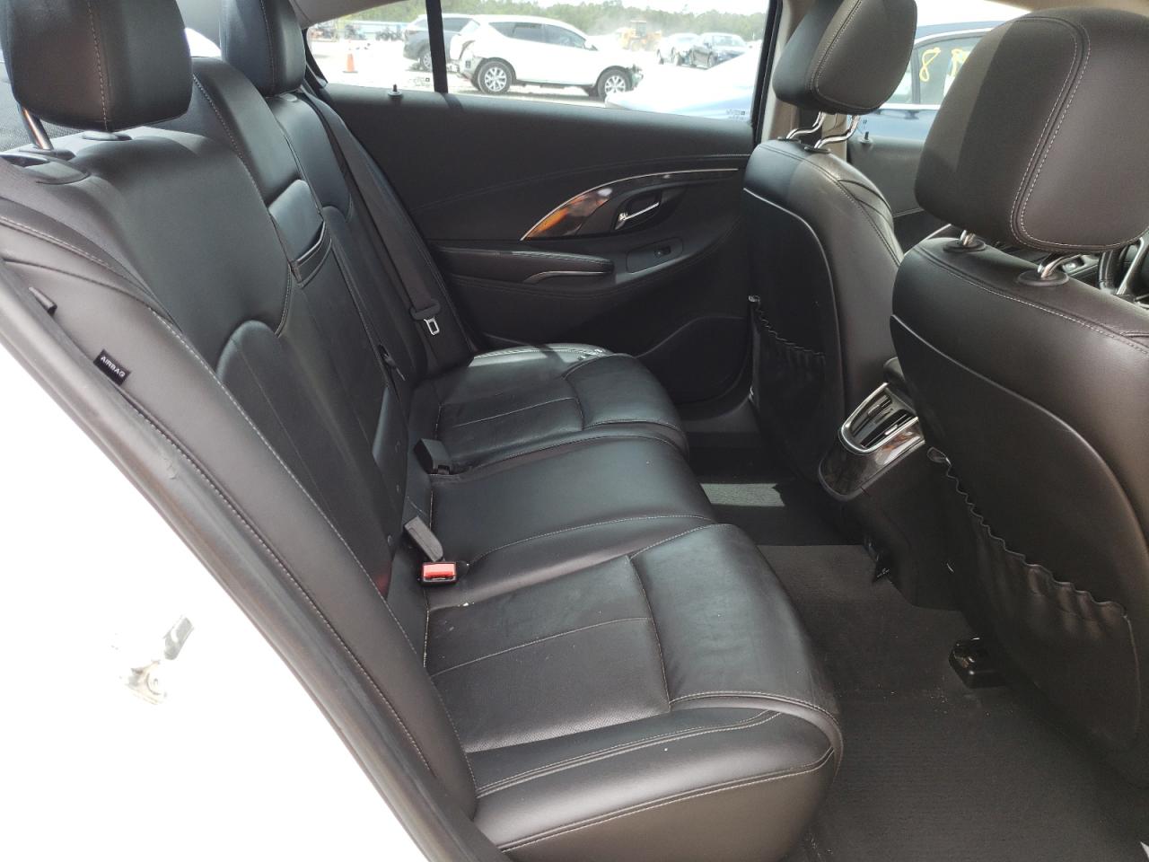Photo 6 from auction – 2015 BUICK LACROSSE P with VIN 1G4GF5G33FF203136