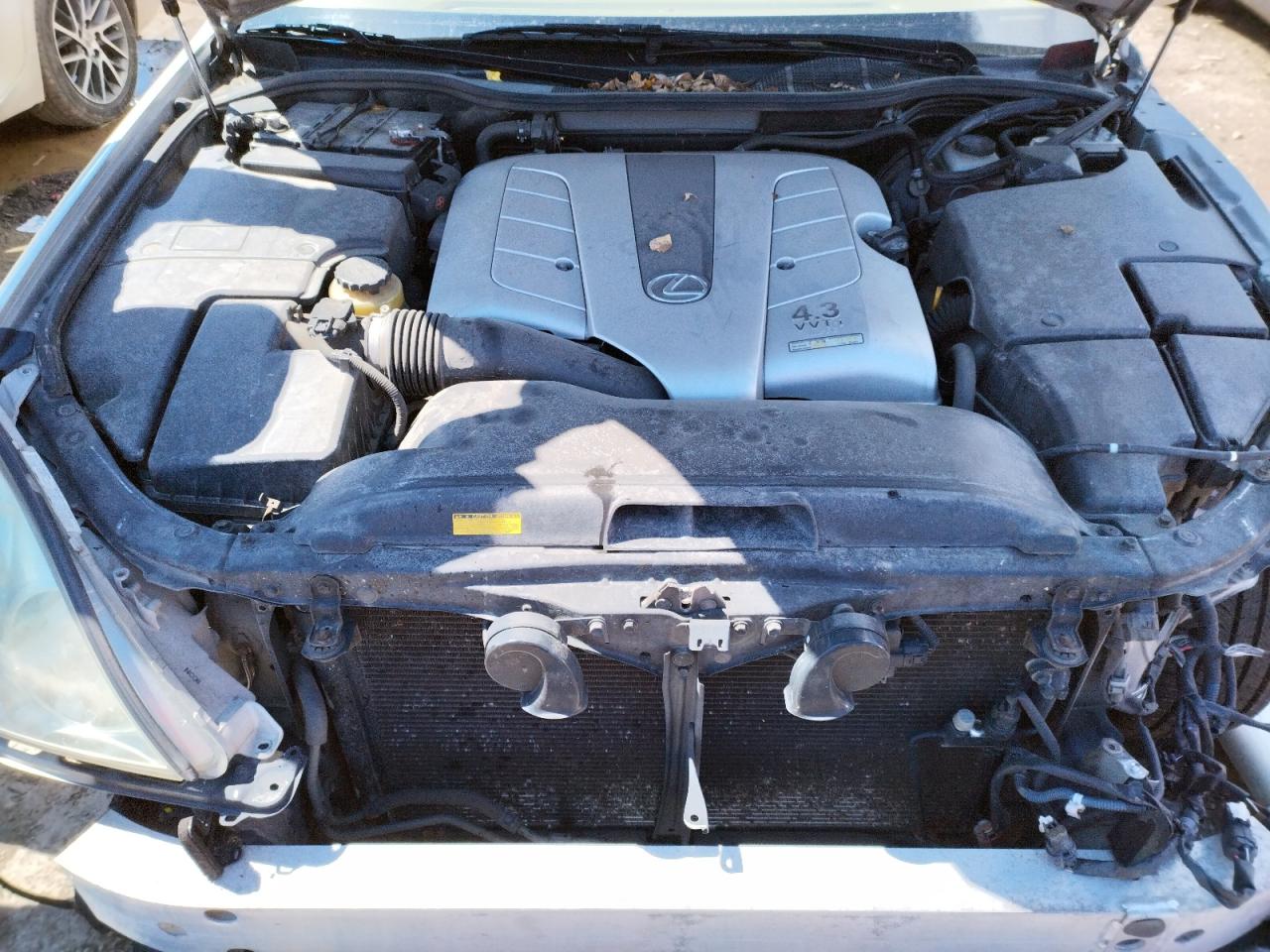 Photo 7 from auction – 2001 LEXUS LS 430 with VIN JTHBN30F810034316