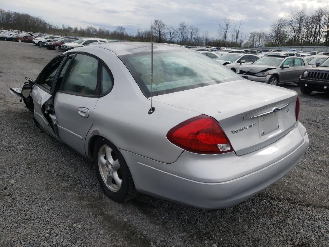 Photo 3 from auction – 2002 FORD TAURUS SES with VIN 1FAFP55292A221211