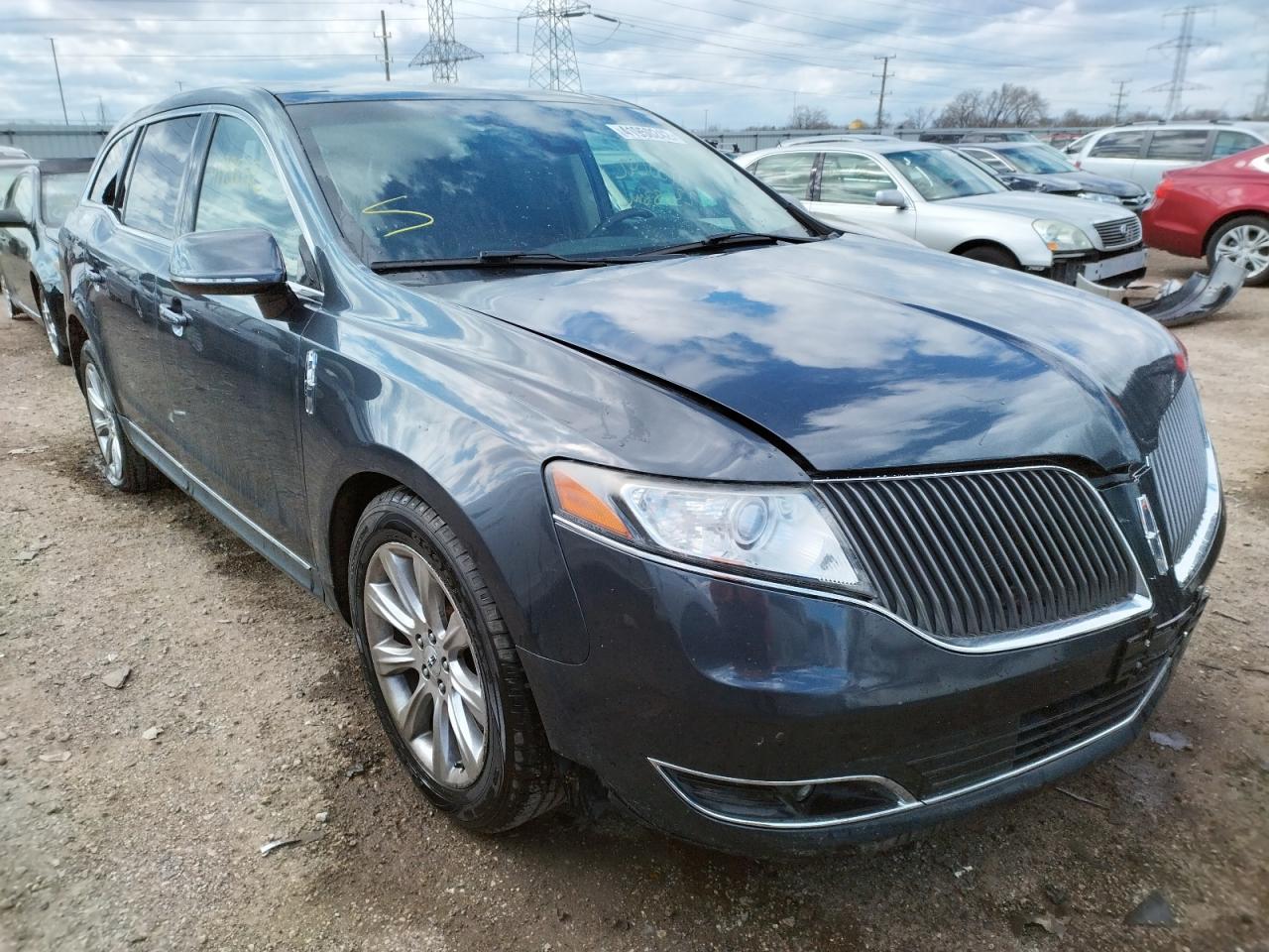LINCOLN MKT 2013 with VIN 2LMHJ5AT5DBL55451 - Photo from auction