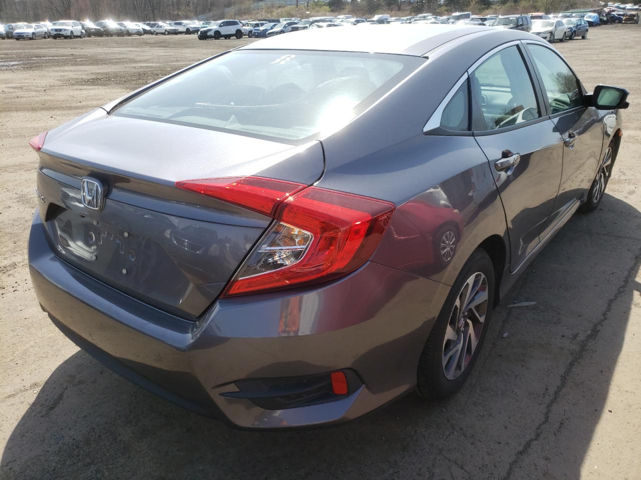 Photo 4 from auction – 2016 HONDA CIVIC EX with VIN 19XFC2F73GE222325