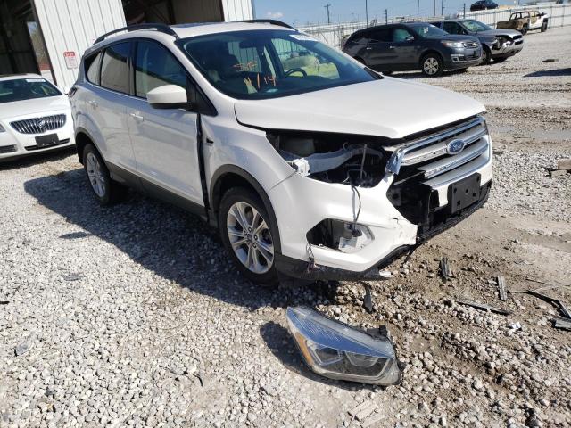 FORD ESCAPE SE 2017 with VIN 1FMCU9G95HUD68233 - Photo from auction