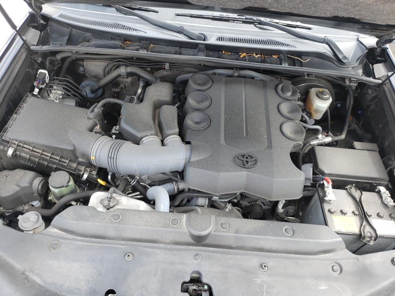 Photo 7 from auction – 2019 TOYOTA 4RUNNER SR with VIN JTEZU5JR8K5204049