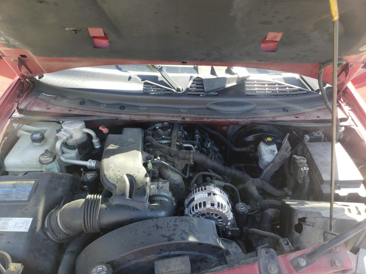 Photo 7 from auction – 2004 GMC ENVOY XUV with VIN 1GKET12P446175209