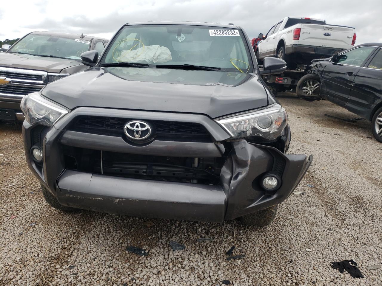 Photo 9 from auction – 2019 TOYOTA 4RUNNER SR with VIN JTEZU5JR6K5211548