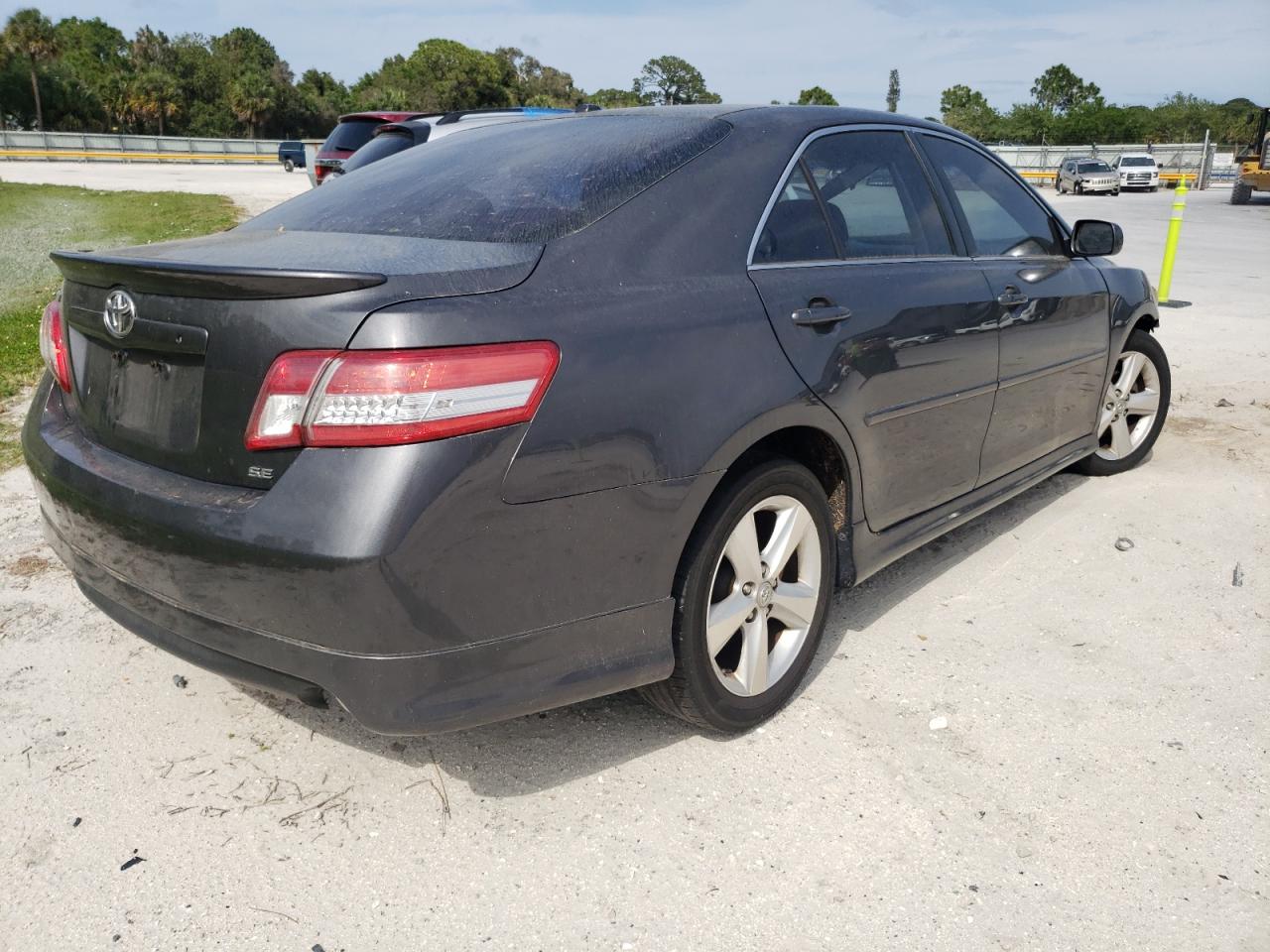Photo 4 from auction – 2011 TOYOTA CAMRY BASE with VIN 4T1BF3EK3BU651066