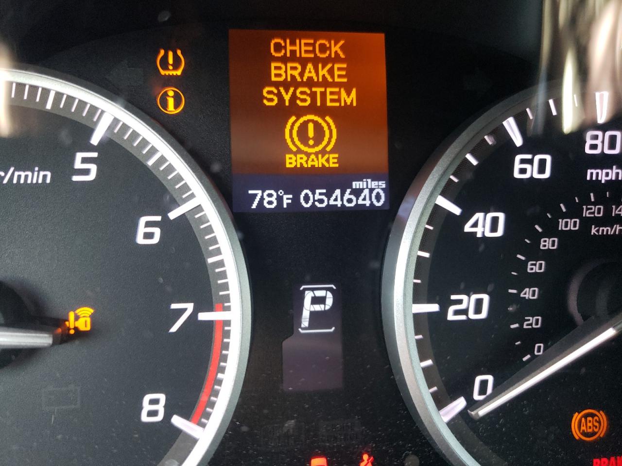 Photo 8 from auction – 2017 ACURA ILX BASE W with VIN 19UDE2F39HA013515