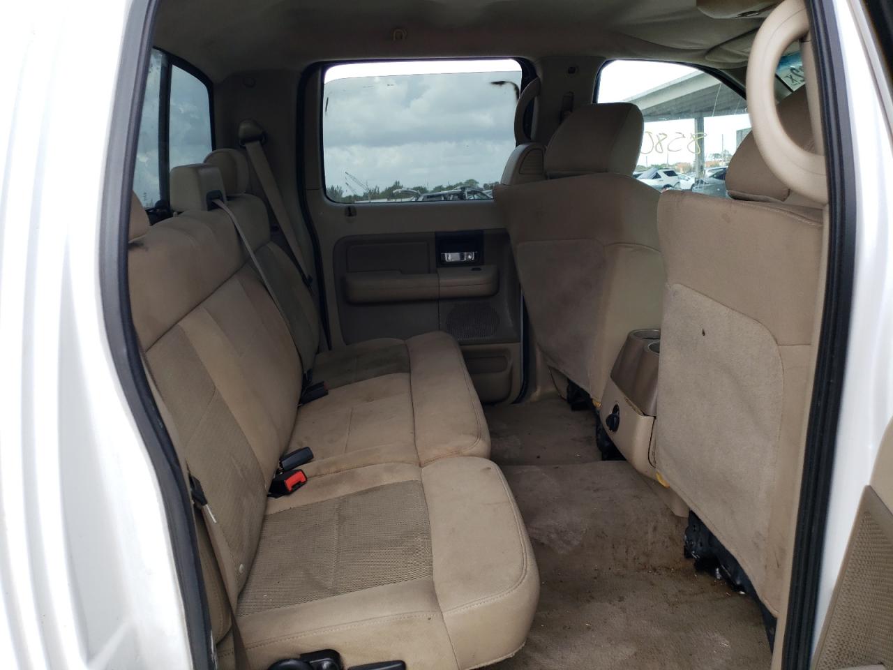 Photo 6 from auction – 2006 FORD F150 SUPER with VIN 1FTPW12V66FA66439
