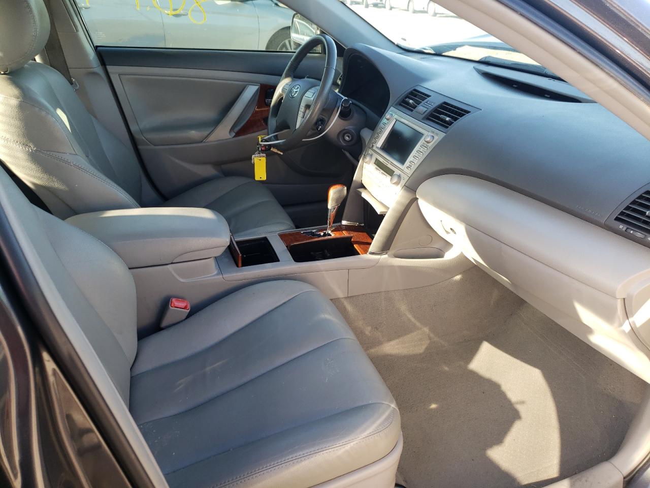 Фото 5 с аукциона – 2011 TOYOTA CAMRY BASE с VIN 4T4BF3EK9BR180904