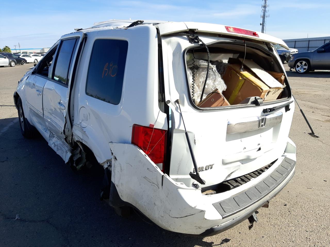 Photo 3 from auction – 2011 HONDA PILOT EXLN with VIN 5FNYF3H79BB055507