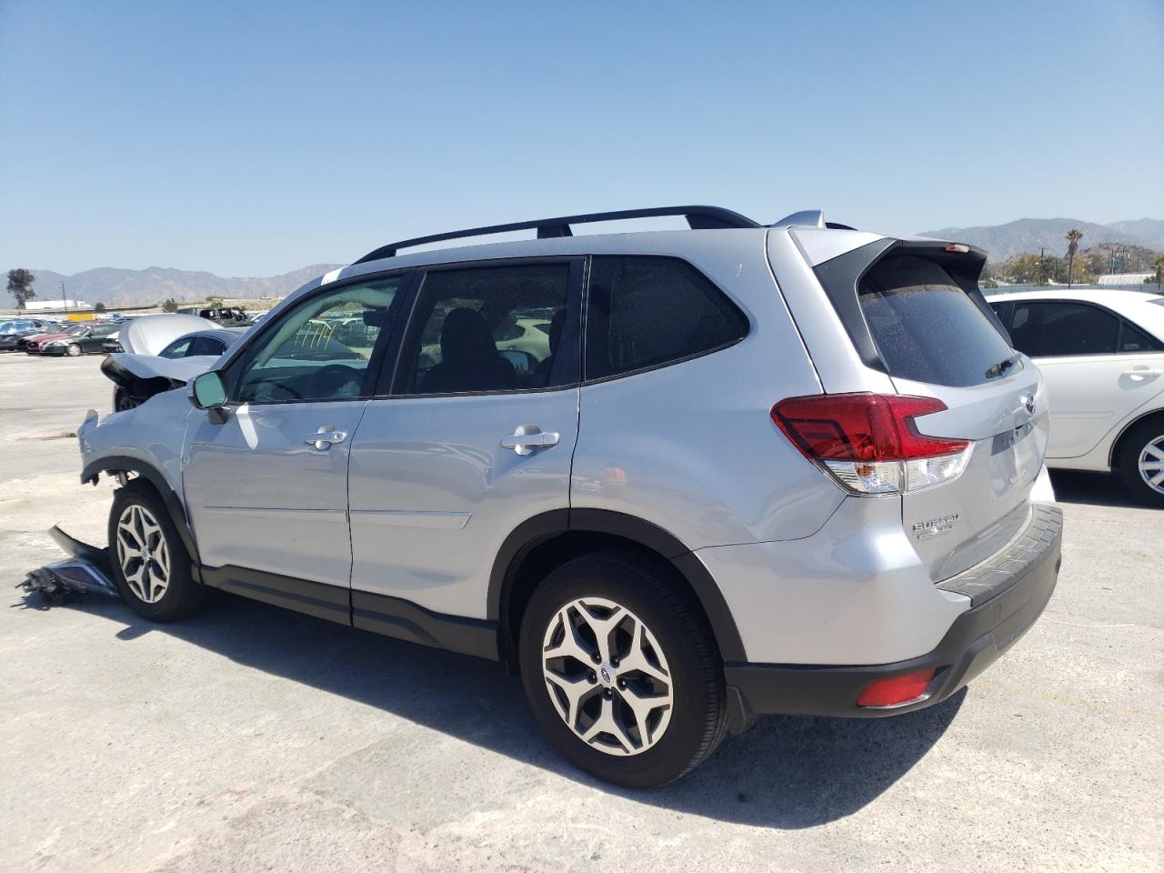 Photo 3 from auction – 2019 SUBARU FORESTER P with VIN JF2SKAGC9KH441401