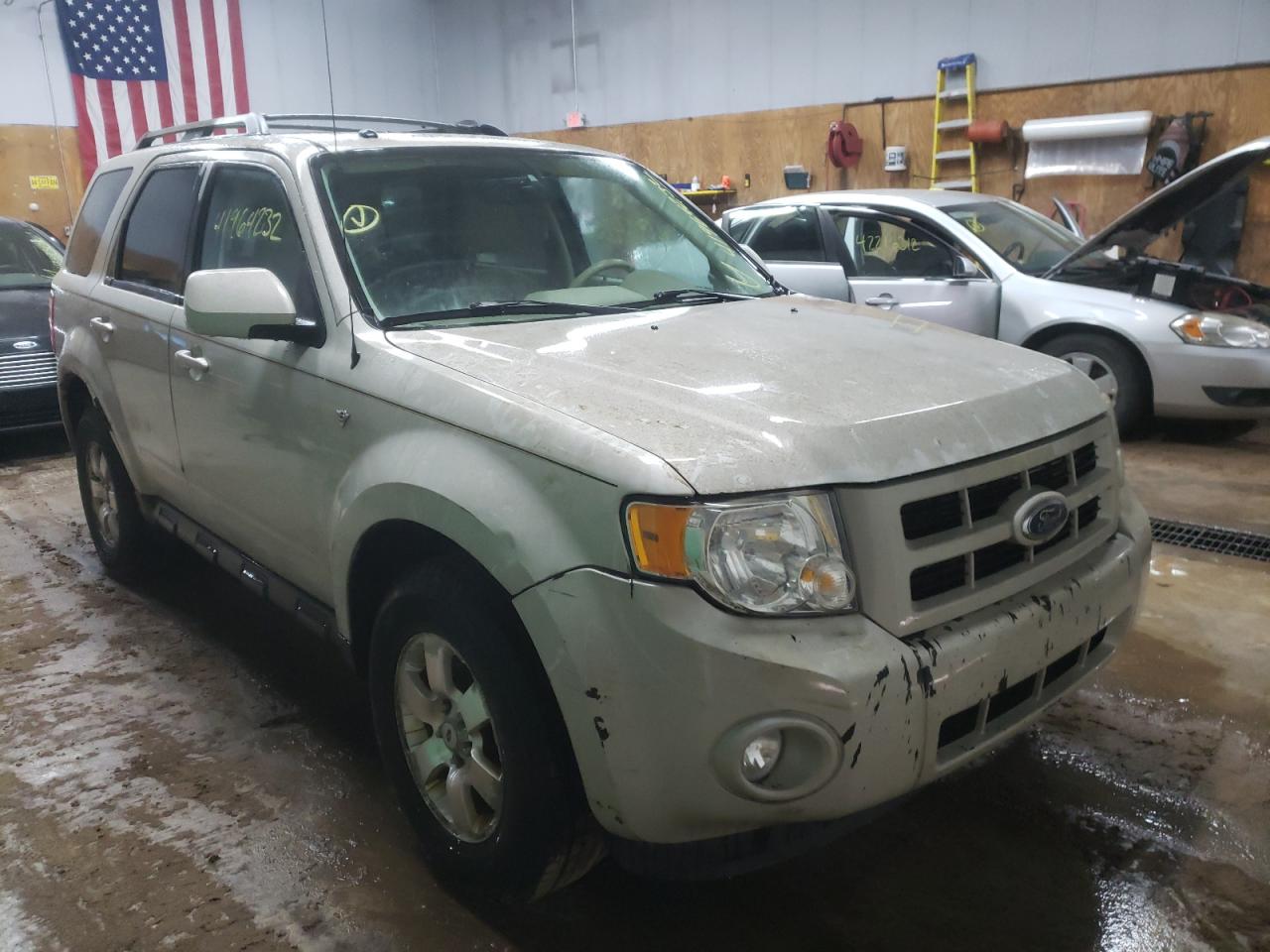 FORD ESCAPE LIM 2008 with VIN 1FMCU94148KA05478 - Photo from auction