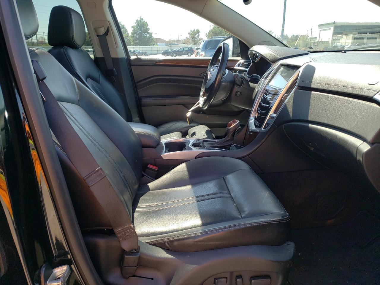 Photo 5 from auction – 2013 CADILLAC SRX PERFOR with VIN 3GYFNDE37DS647185