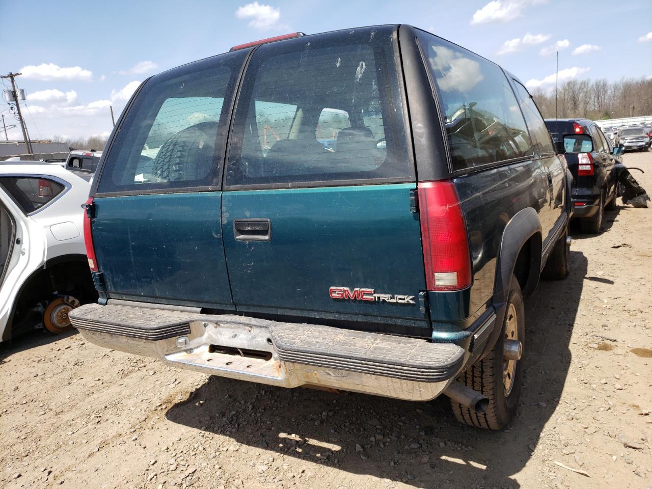 Photo 4 from auction – 1997 GMC YUKON with VIN 3GKEK18R6VG521563