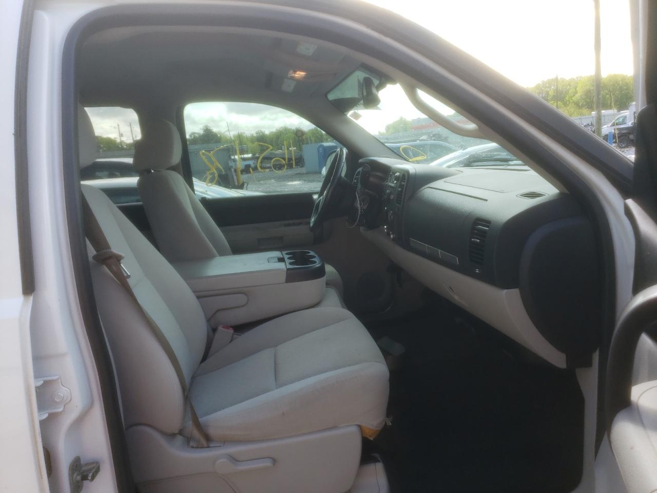 Photo 5 from auction – 2007 CHEVROLET SILVERADO with VIN 2GCEC13J271548846