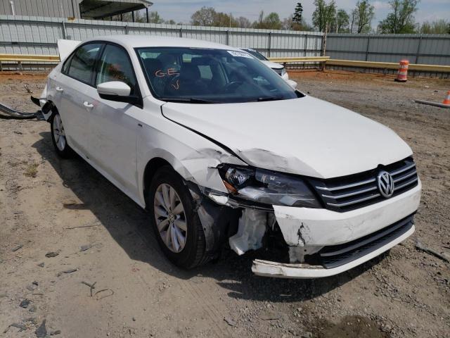 Photo 1 from auction – 2015 VOLKSWAGEN PASSAT S with VIN 1VWAT7A30FC004129
