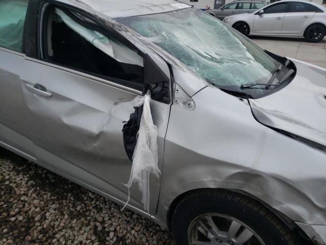 Photo 9 from auction – 2014 CHEVROLET SONIC LT with VIN 1G1JC5SH9E4199022