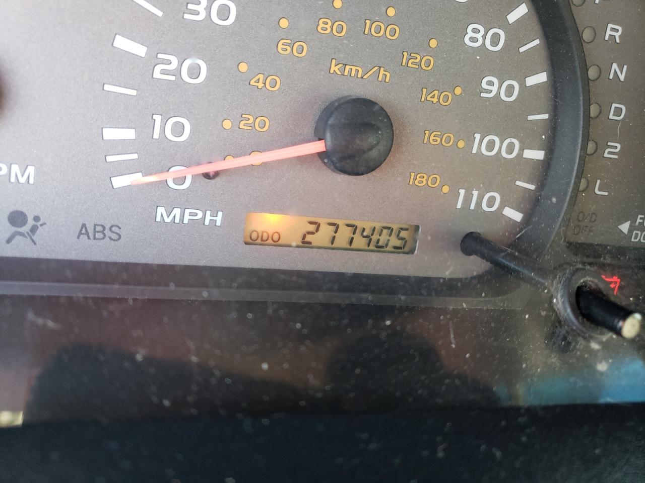 Фото 8 с аукциона – 2002 TOYOTA SEQUOIA SR с VIN 5TDBT44A32S069792