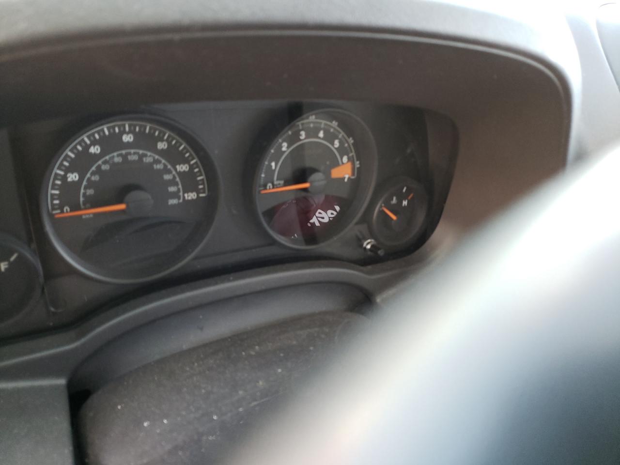 Photo 8 from auction – 2015 JEEP COMPASS SP with VIN 1C4NJCBB9FD120299