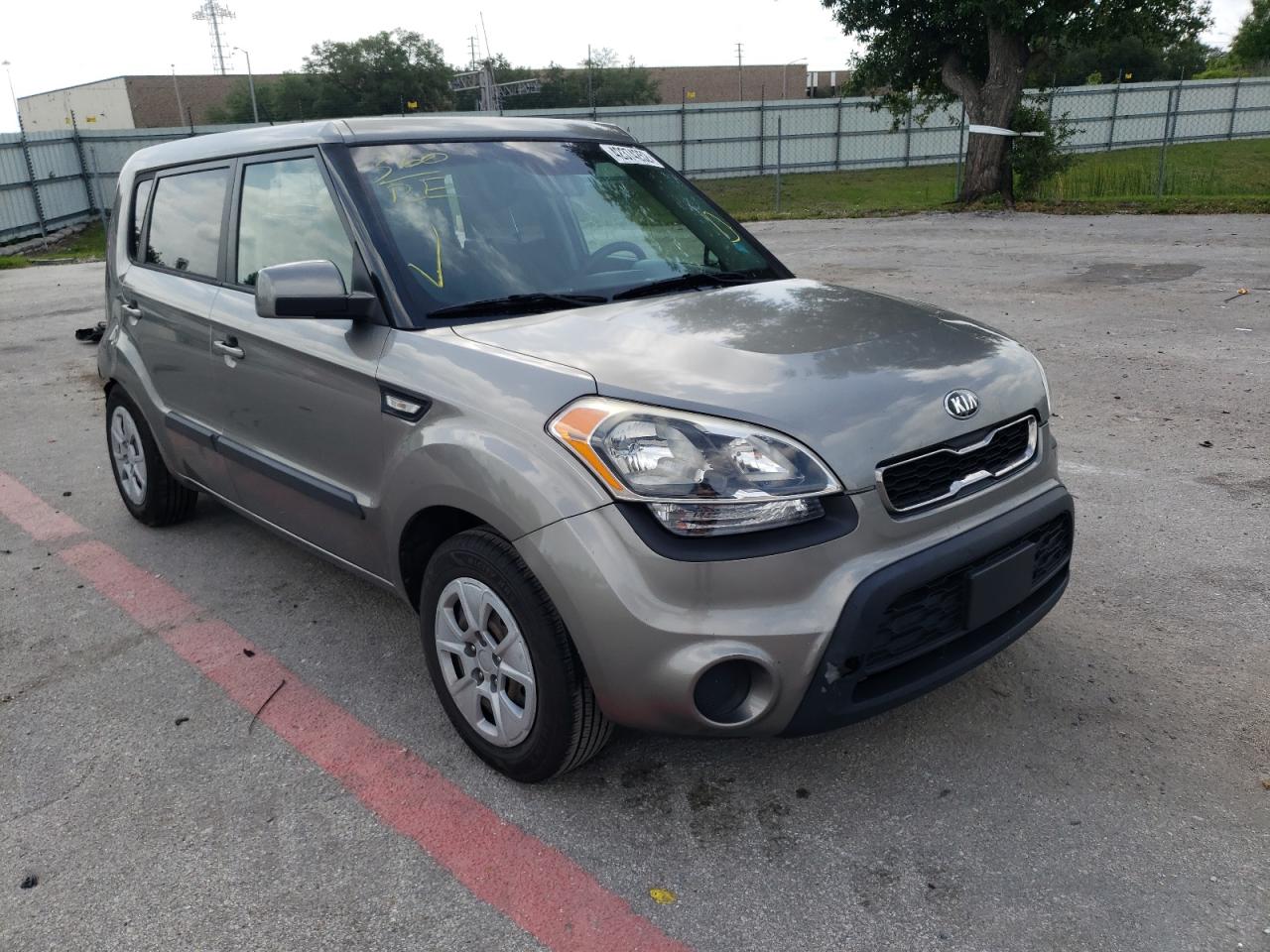 KIA SOUL 2013 with VIN KNDJT2A5XD7626816 - Photo from auction