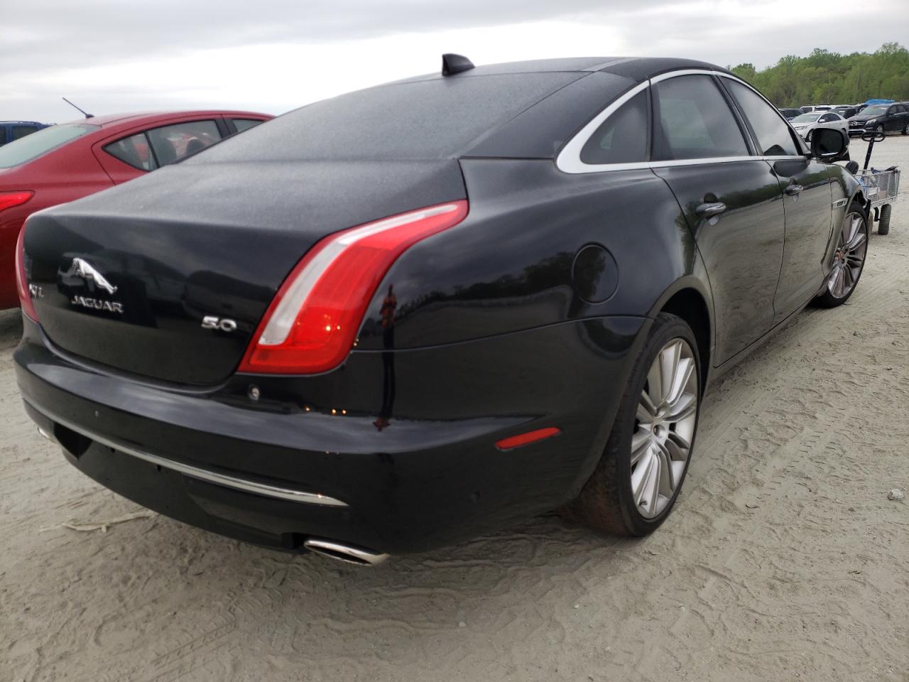 Photo 4 from auction – 2016 JAGUAR XJL SUPERC with VIN SAJWA2GE1GMV98379