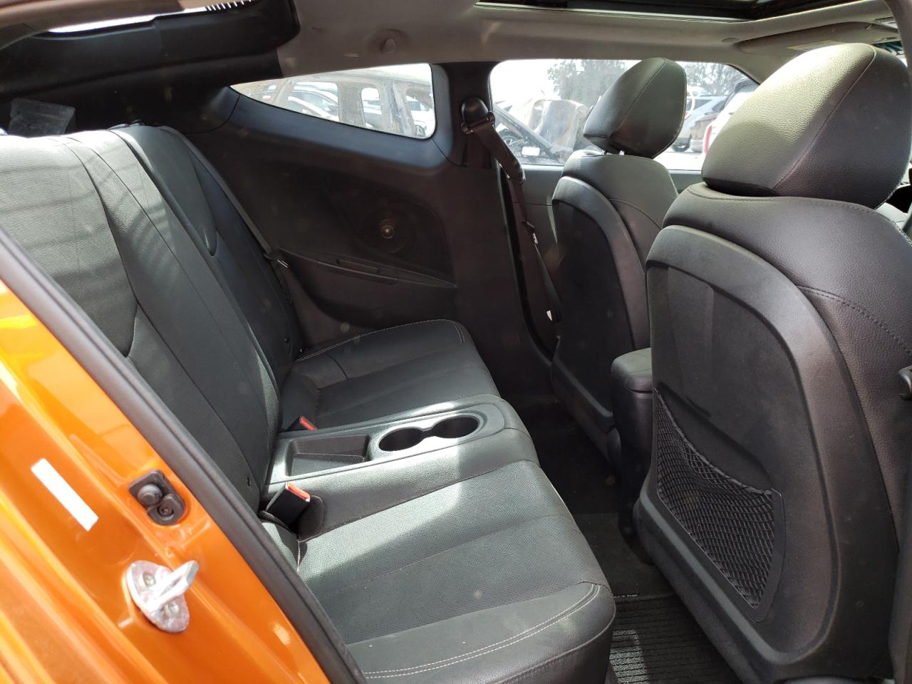 Photo 6 from auction – 2015 HYUNDAI VELOSTER T with VIN KMHTC6AE4FU237461