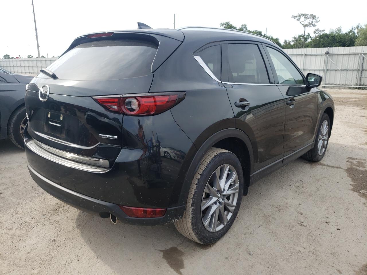 Photo 4 from auction – 2021 MAZDA CX-5 GRAND with VIN JM3KFBDM6M0438972