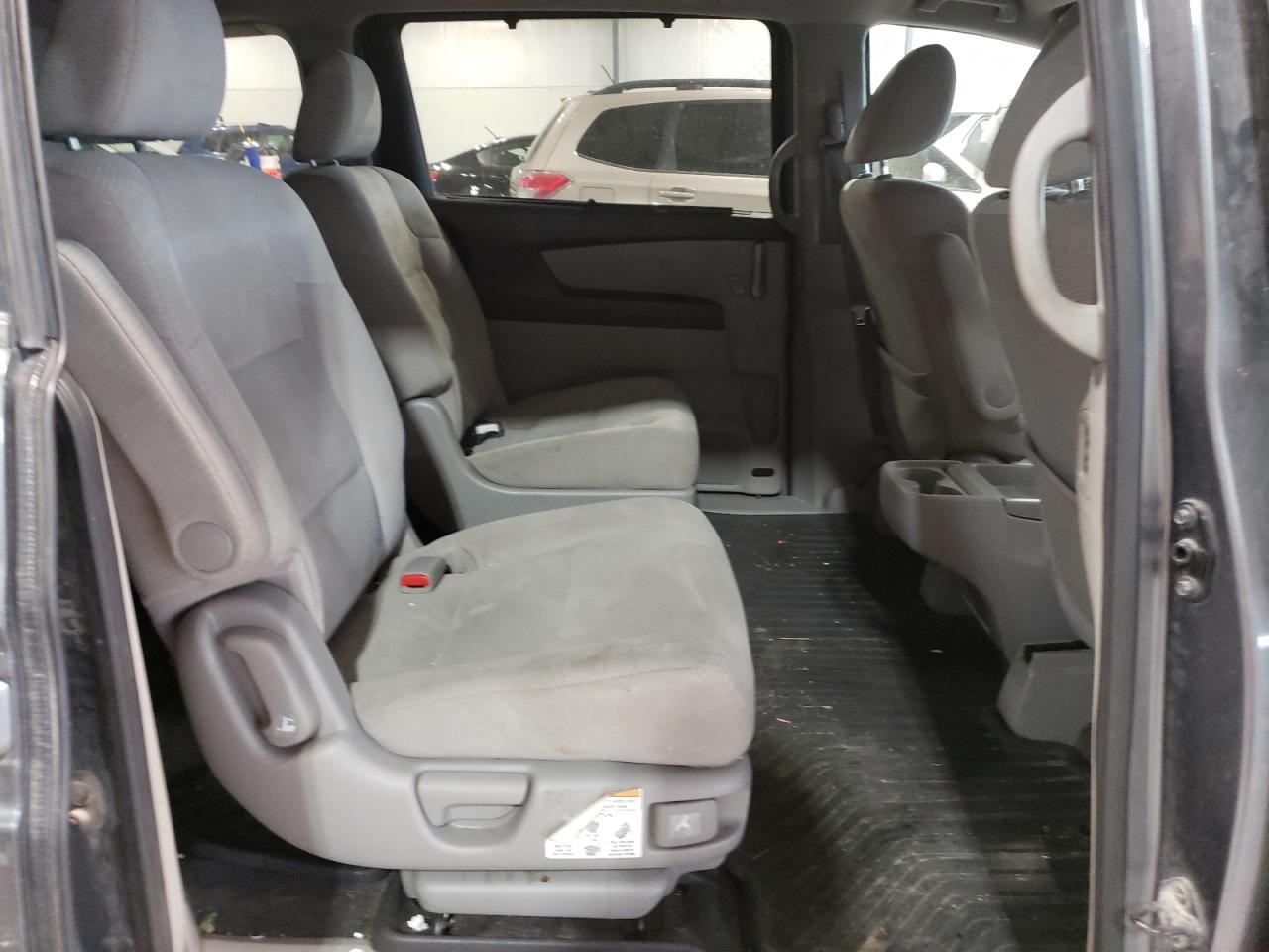 Photo 6 from auction – 2012 HONDA ODYSSEY EX with VIN 5FNRL5H4XCB068363