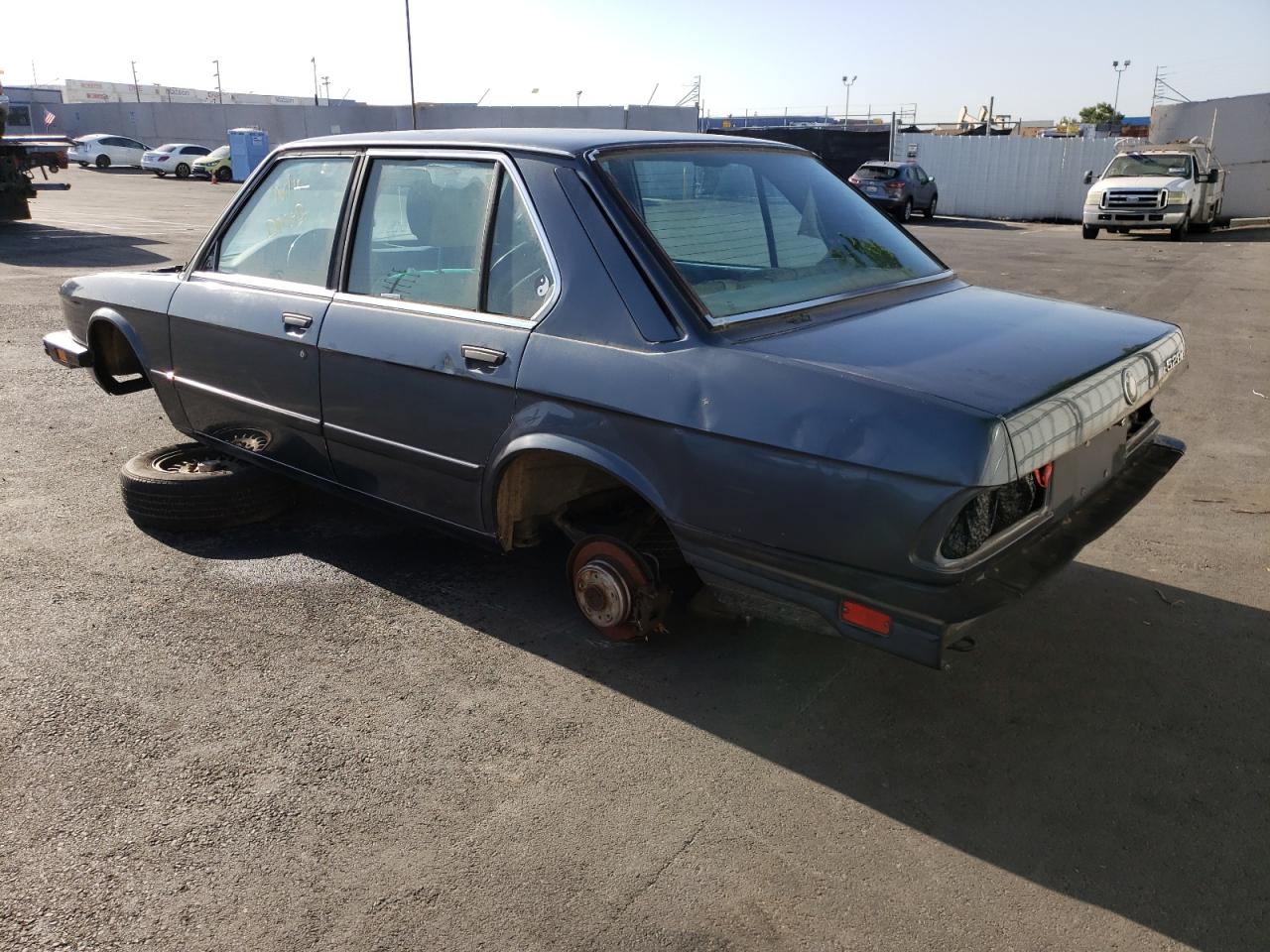 Photo 3 from auction – 1984 BMW 528 E AUTO with VIN WBADK8304E9271410