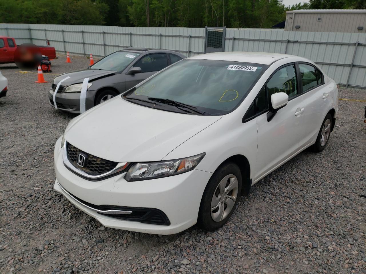 Photo 2 from auction – 2015 HONDA CIVIC LX with VIN 2HGFB2F53FH538605